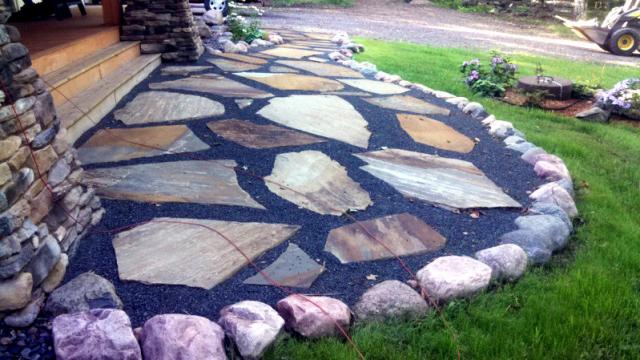 Mesquite Flagstone Walkway